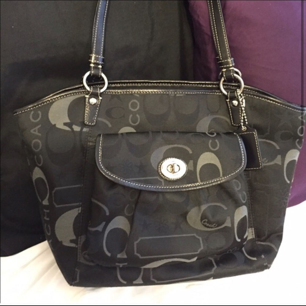 Coach Shoulder Bag! Black & Grey